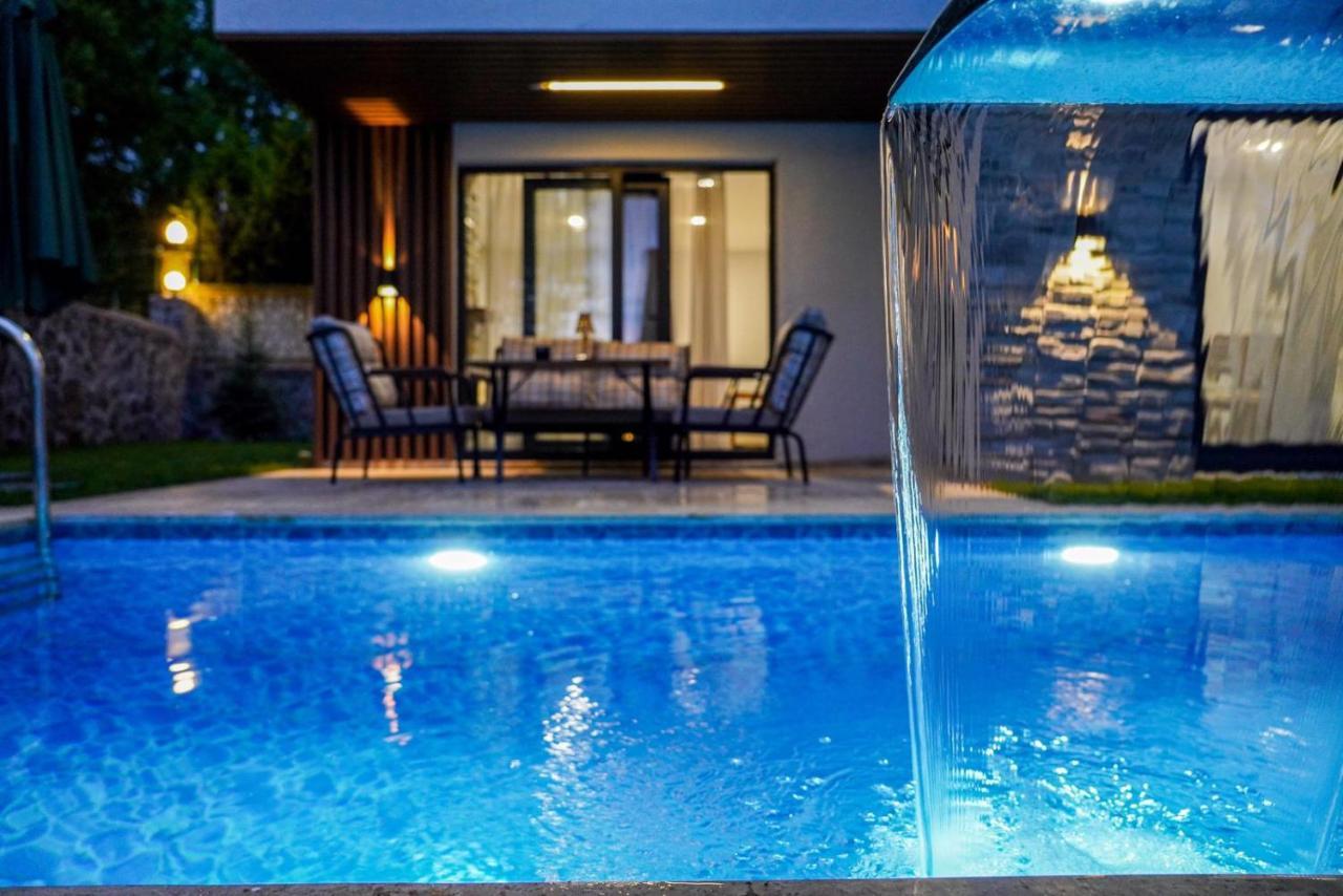 Vital Home Sapanca Isitmali Havuzlu Villa&Bungalov Εξωτερικό φωτογραφία