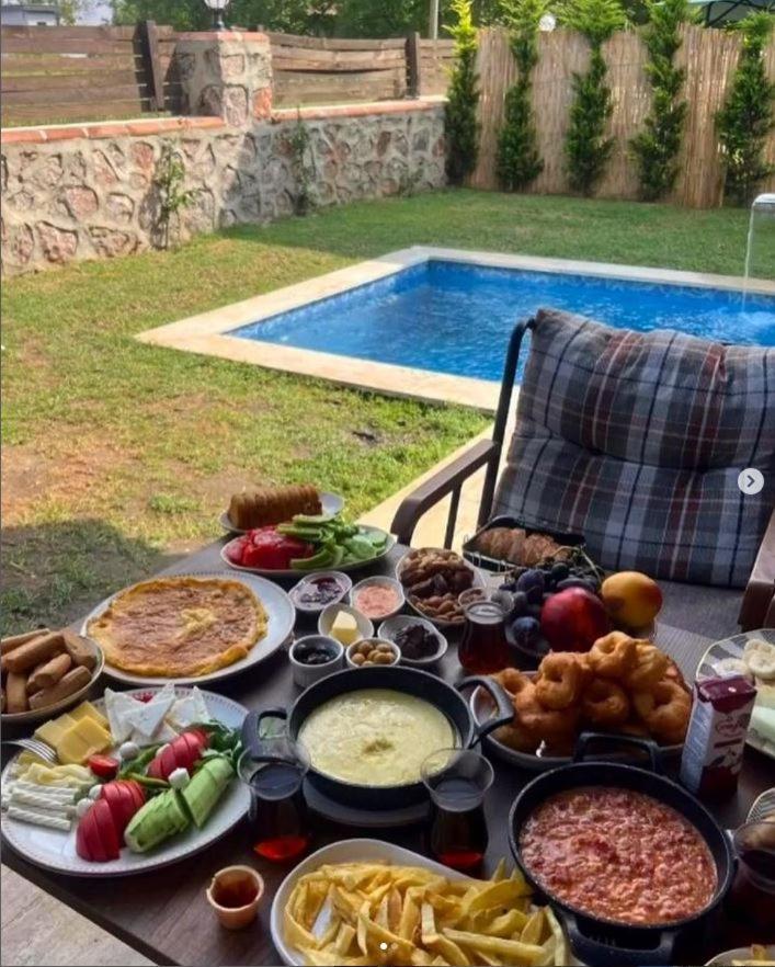 Vital Home Sapanca Isitmali Havuzlu Villa&Bungalov Εξωτερικό φωτογραφία