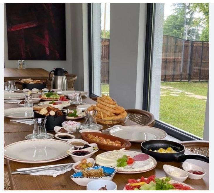 Vital Home Sapanca Isitmali Havuzlu Villa&Bungalov Εξωτερικό φωτογραφία